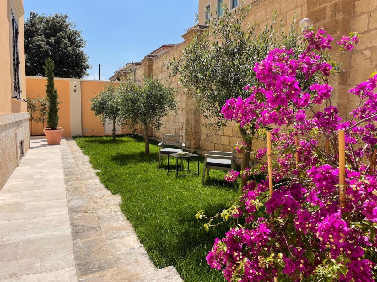Palazzo Pitagora Taranto Exterior foto
